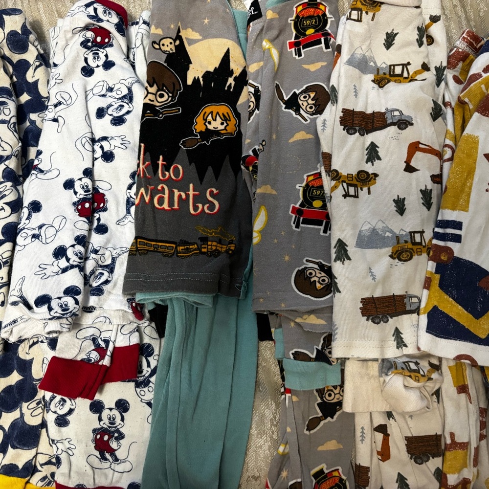 Assorted Kids' Pajama Set - Picture 3 of 3